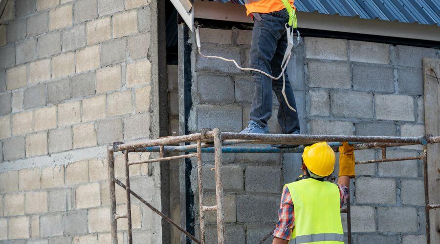 Professional residential roofers in Azusa, CA